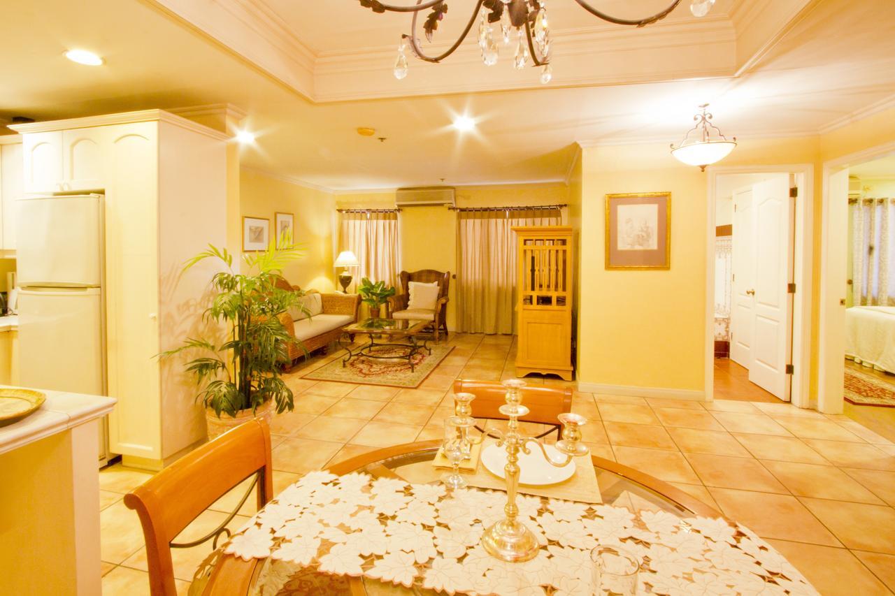 Sophia Suites Residence Hotel Cebu Exterior foto