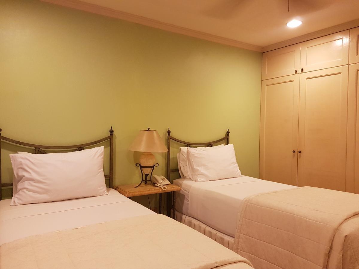 Sophia Suites Residence Hotel Cebu Exterior foto